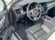 Volvo V90 5