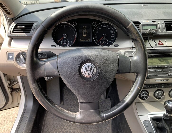Volkswagen Passat Kombi 2,0 l 125 kw