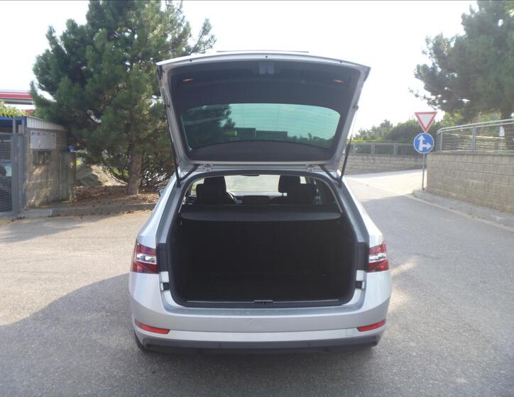 Škoda Superb 21