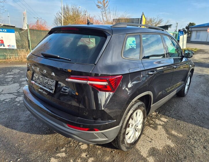 Škoda Karoq SUV 1,5 l 110 kw
