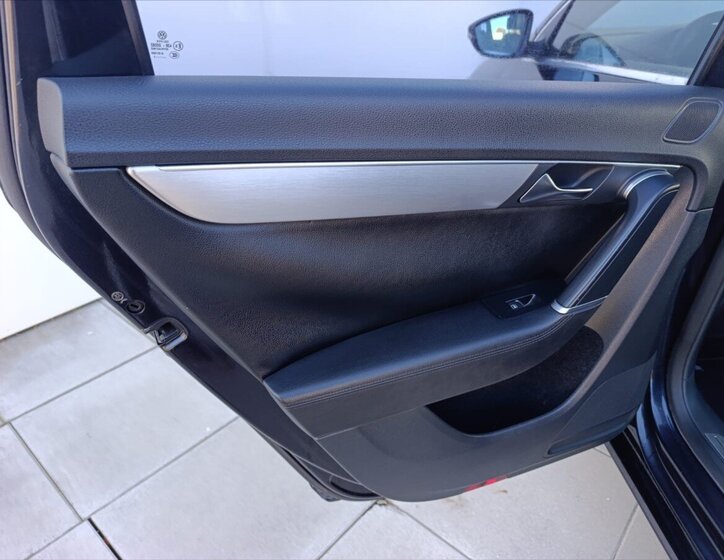 Volkswagen Passat Kombi 2,0 l 125 kw