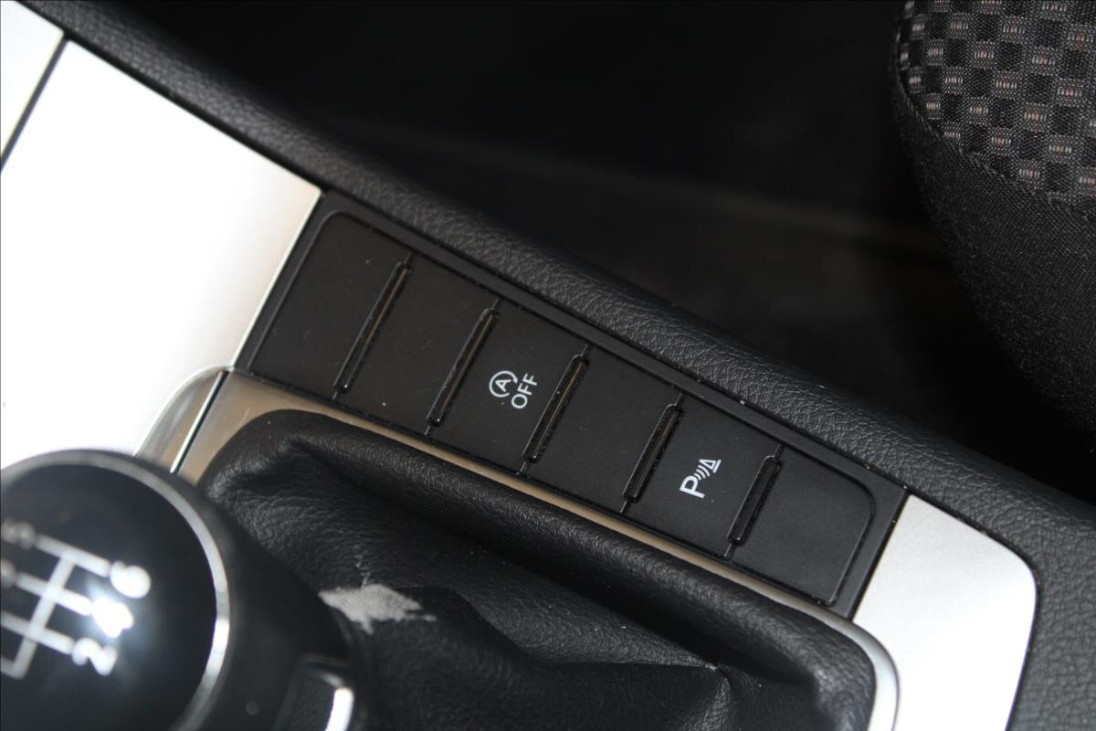 Volkswagen Passat Kombi 2,0 l 103 kw