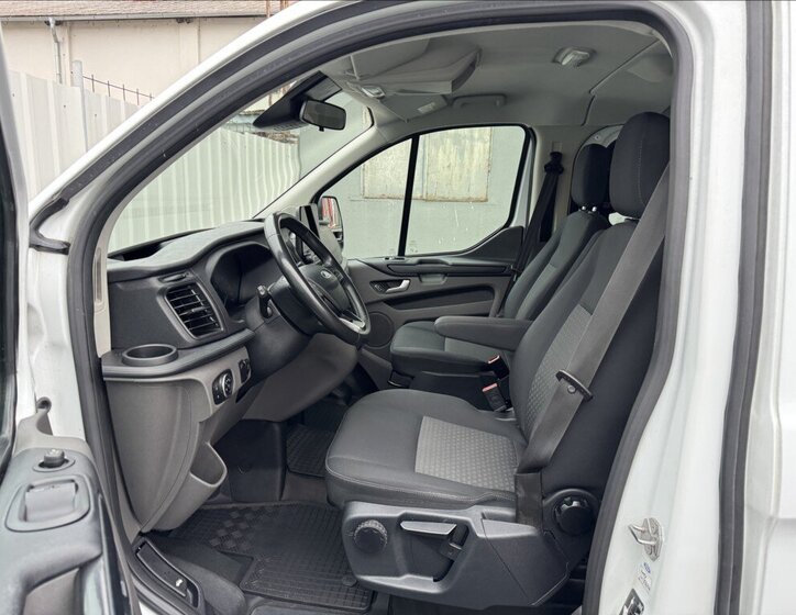 Ford Transit Custom 26