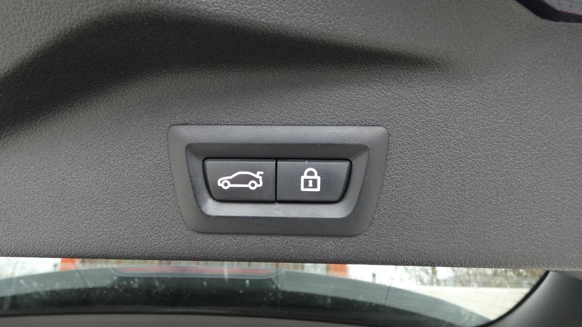 BMW X5 SUV / Terénní 3,0 l 250 kw