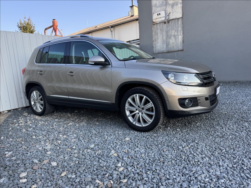 Volkswagen Tiguan SUV / Terénní 2,0 l 81 kw