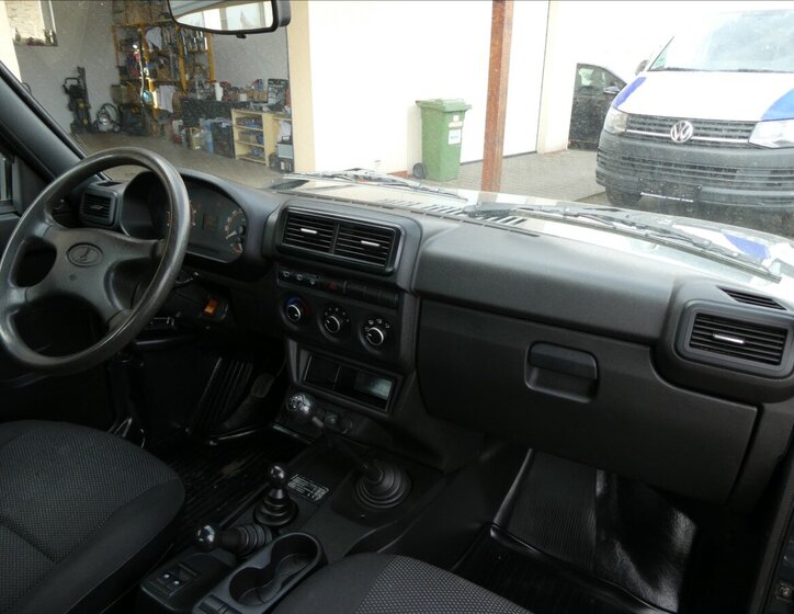 Lada Niva Ostatní 1,7 l 61 kw