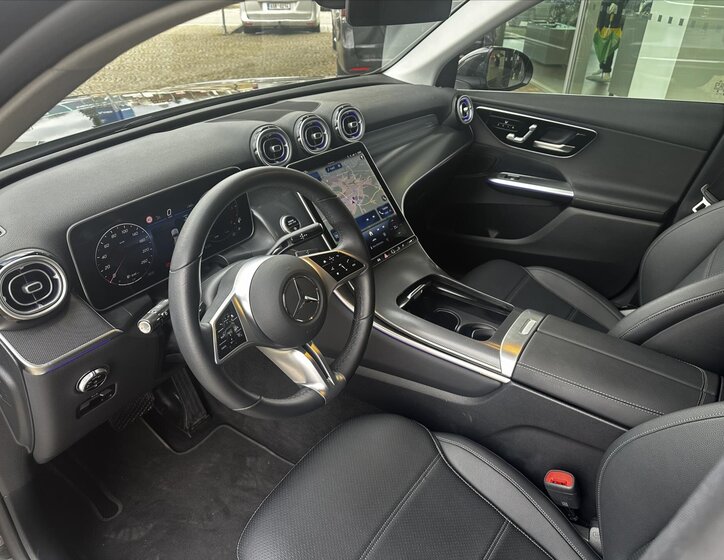 Mercedes-Benz GLC SUV / Terénní 2,0 l 145 kw
