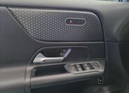 Mercedes-Benz GLB SUV / Terénní 2,0 l 140 kw