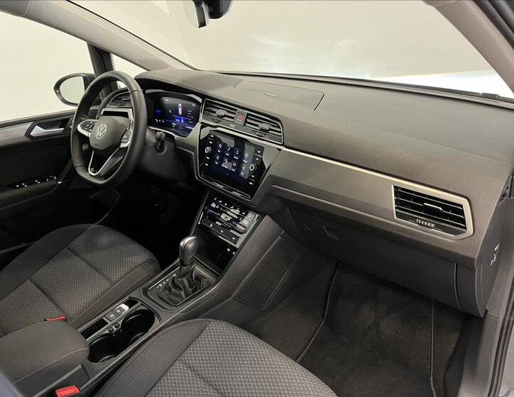 Volkswagen Touran 22
