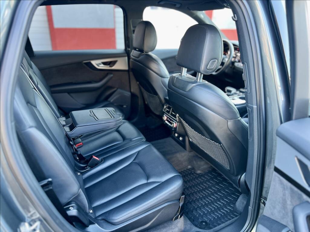 Audi SQ7 SUV / Terénní 4,0 l 320 kw