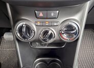 Peugeot 208 Hatchback 1,2 l 60 kw