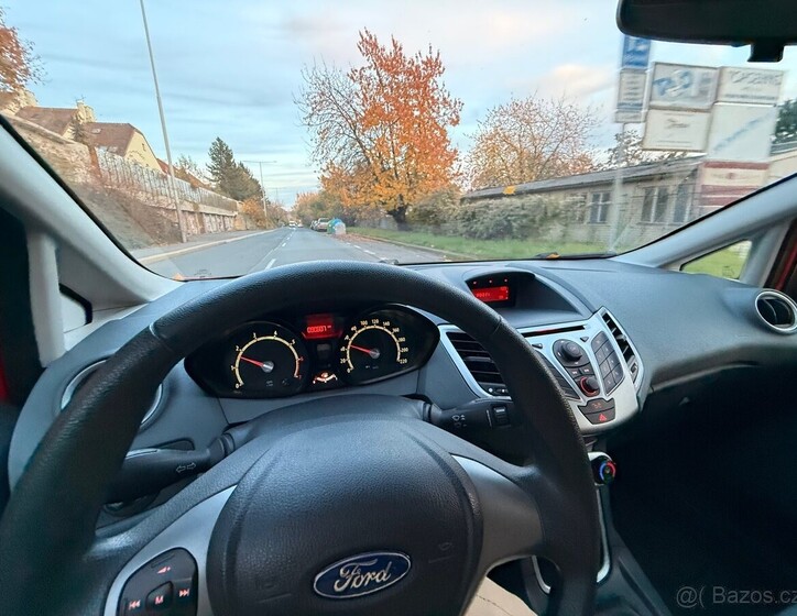 Ford Fiesta 11