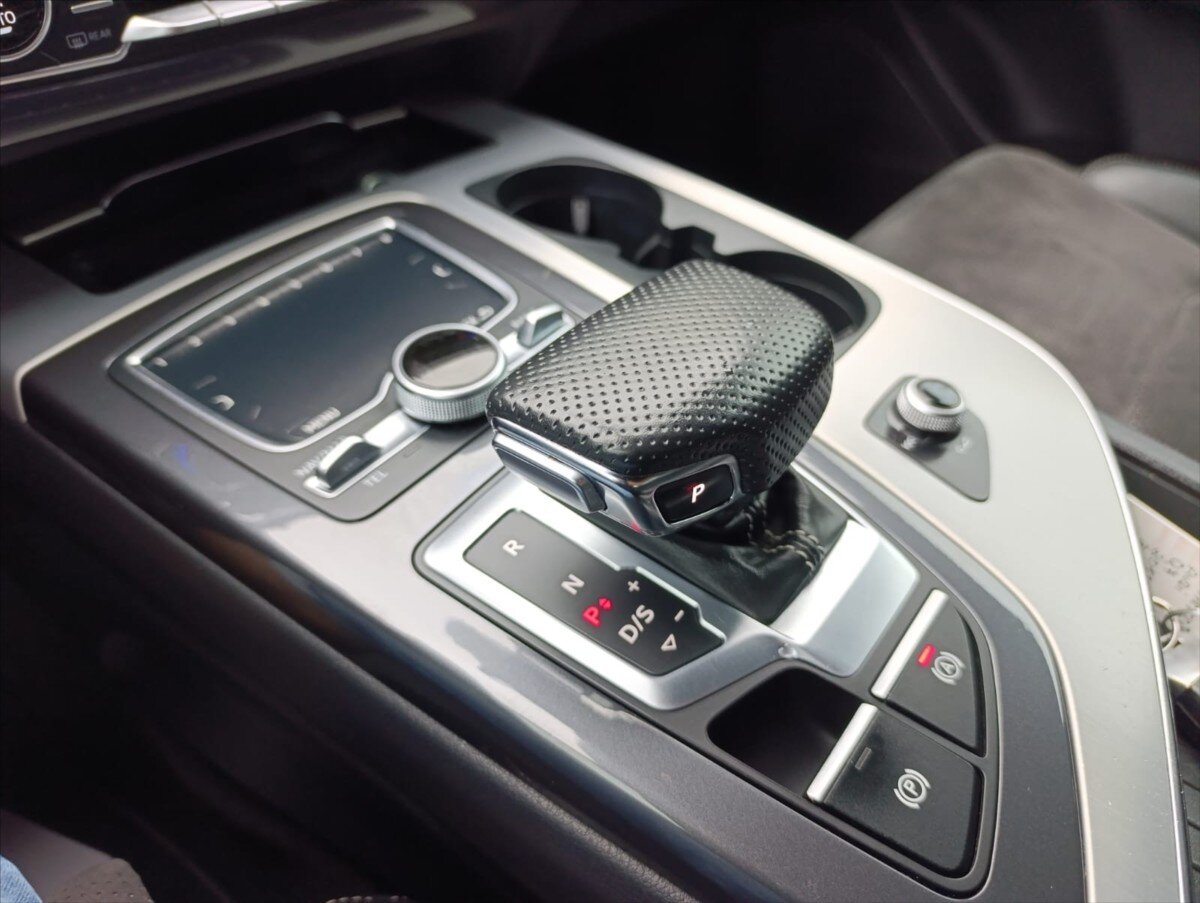 Audi Q7 SUV 3,0 l 210 kw