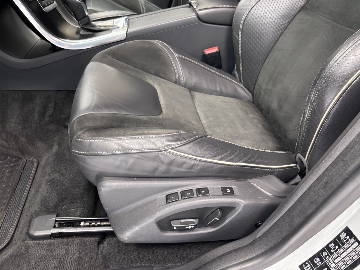 Volvo XC60 Kombi 2,4 l 140 kw