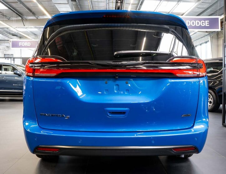 Chrysler Pacifica MPV 3,6 l 221 kw