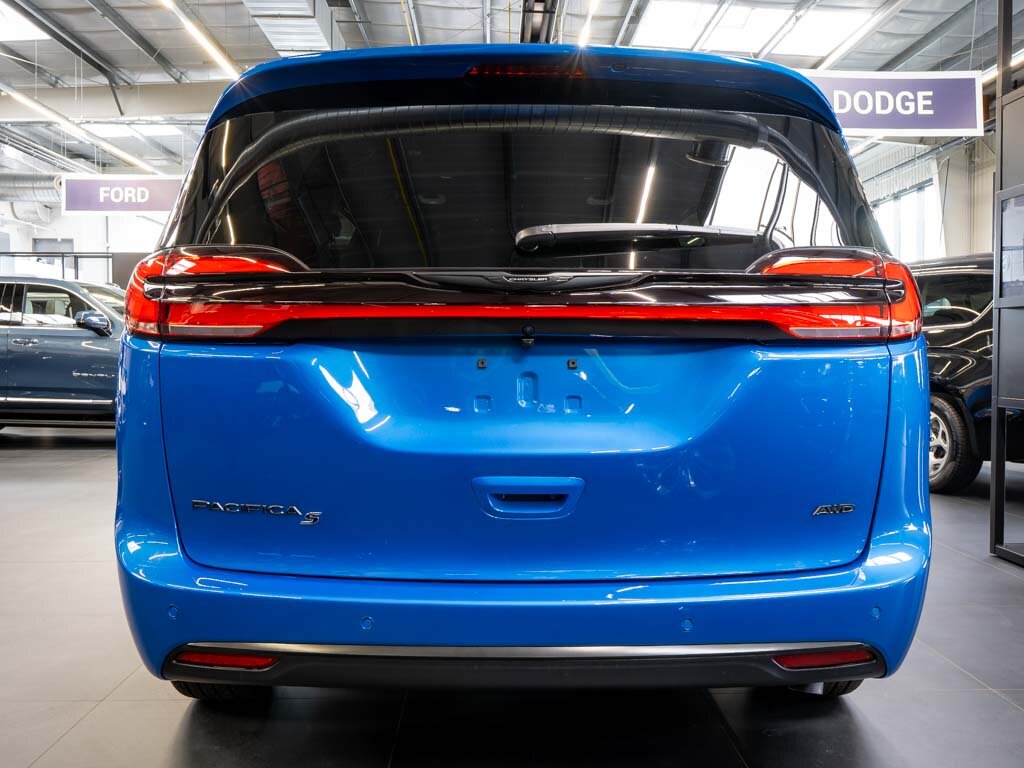 Chrysler Pacifica MPV 3,6 l 221 kw