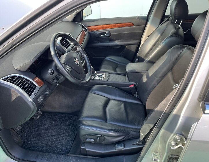 Cadillac SRX SUV 3,6 l 190 kw