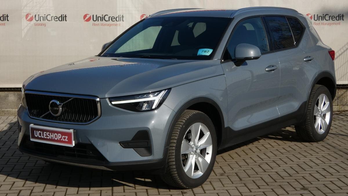 Volvo XC40 SUV / Terénní 1,5 l 95 kw