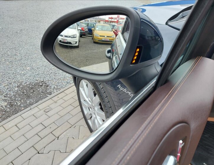 Porsche Cayenne SUV / Terénní 3,0 l 245 kw