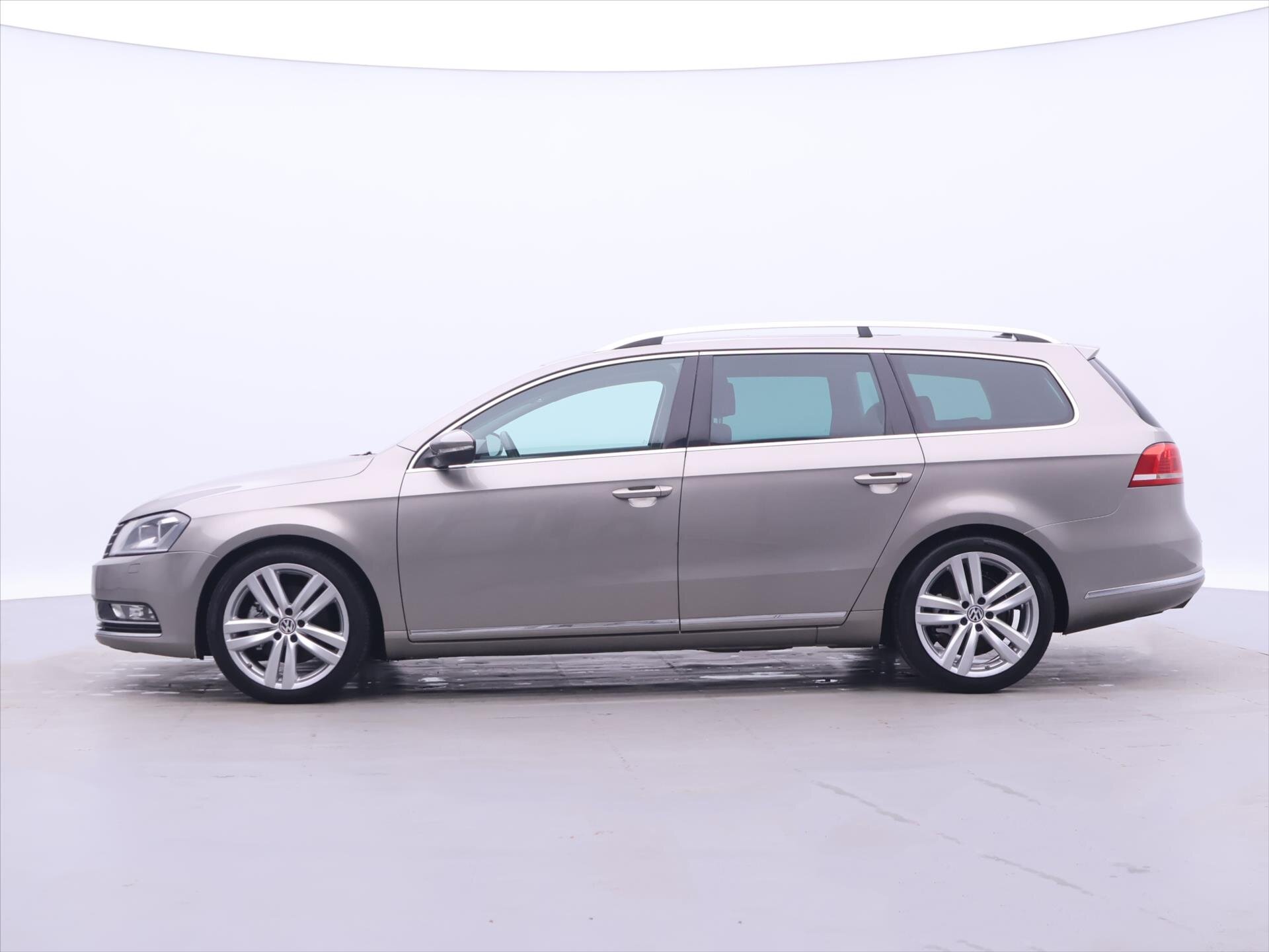 Volkswagen Passat Kombi 1,6 l 77 kw