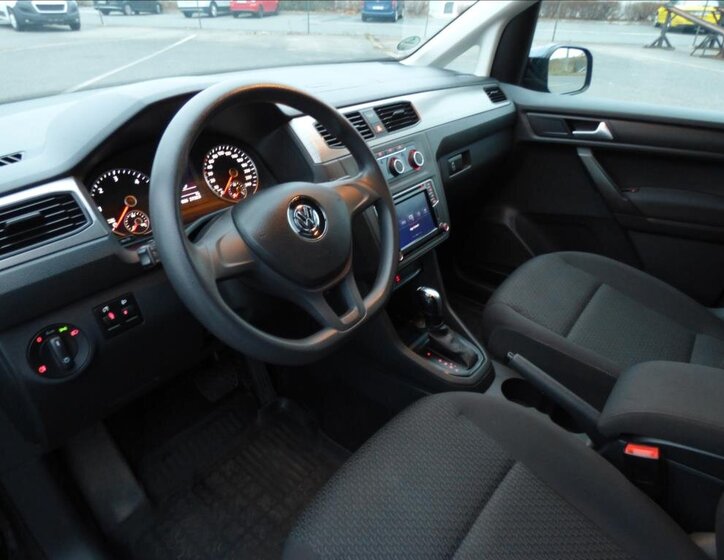 Volkswagen Caddy 30