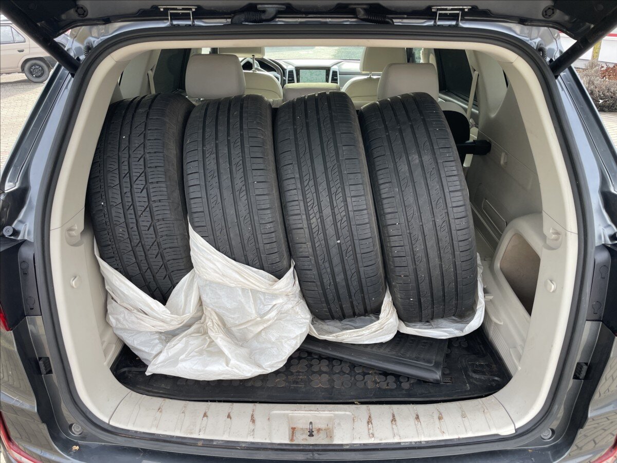 SsangYong Rexton Kombi 2,2 l 148 kw