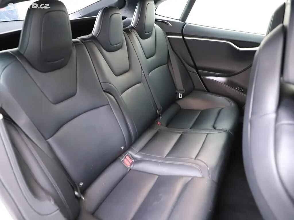 Tesla Model S Liftback 0,0 389 kw