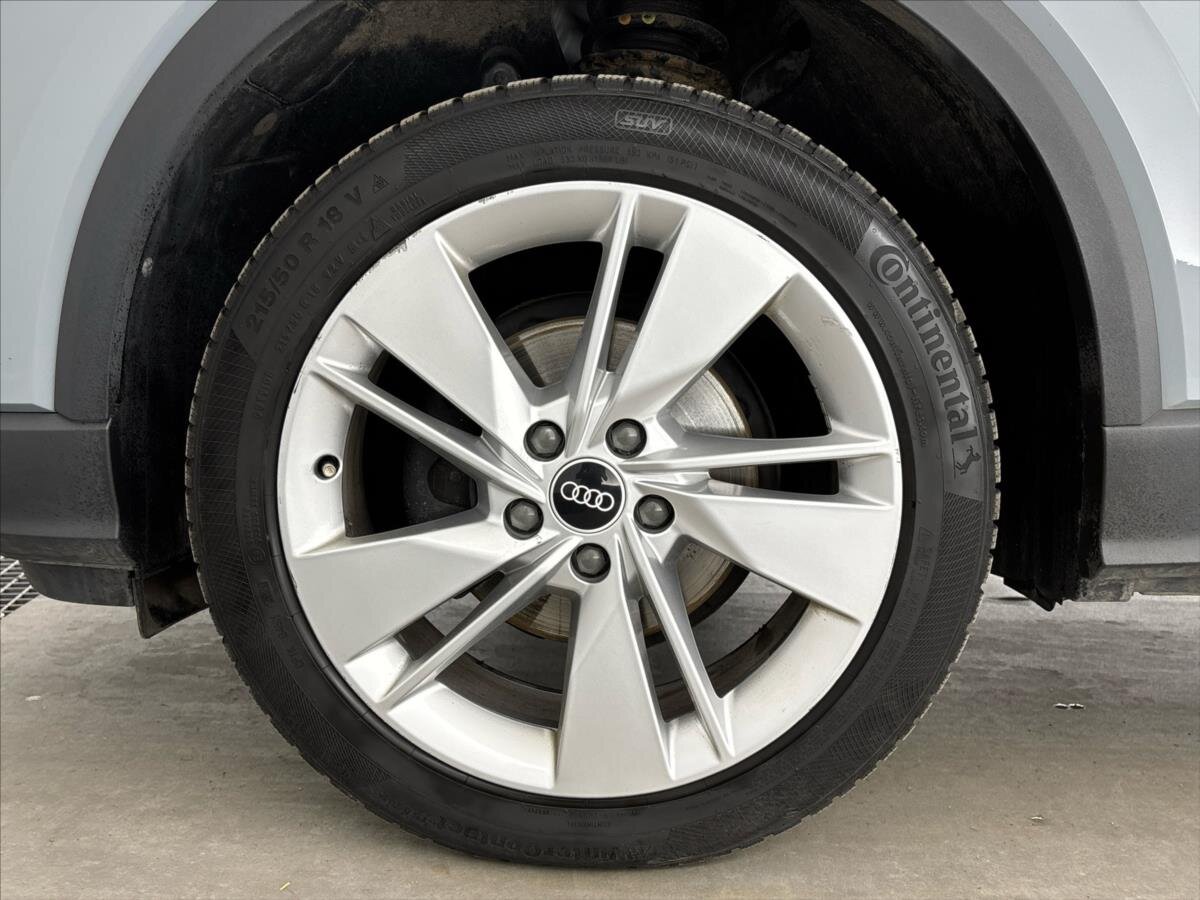 Audi Q2 SUV / Terénní 1,5 l 110 kw