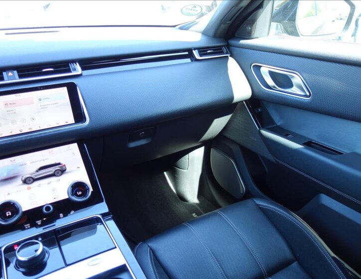 Land Rover Range Rover Velar SUV / Terénní 3,0 l 221 kw