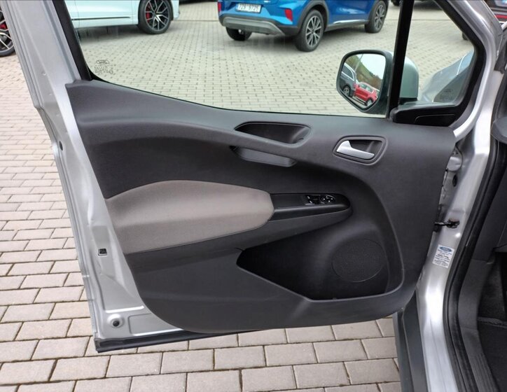 Ford Tourneo Courier MPV 1,5 l 55 kw