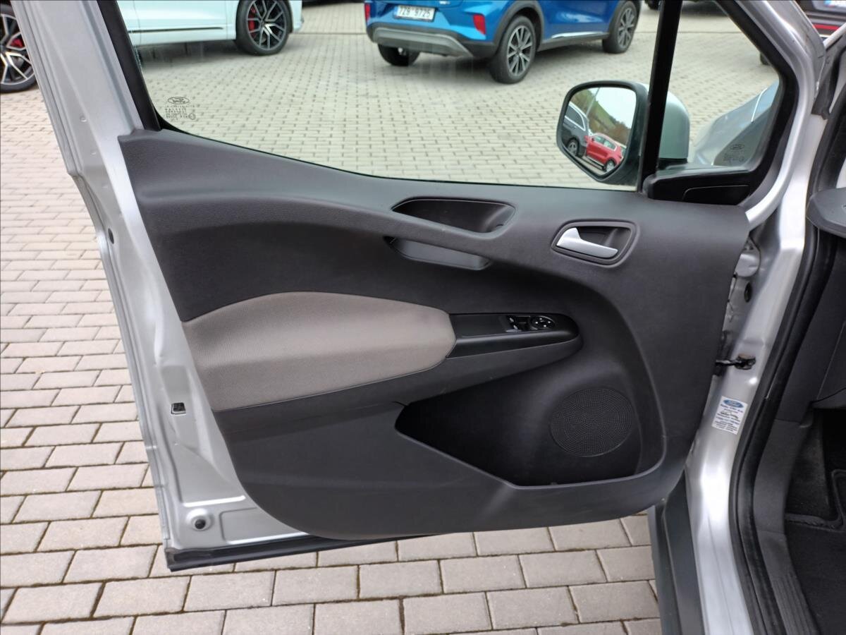 Ford Tourneo Courier MPV 1,5 l 55 kw