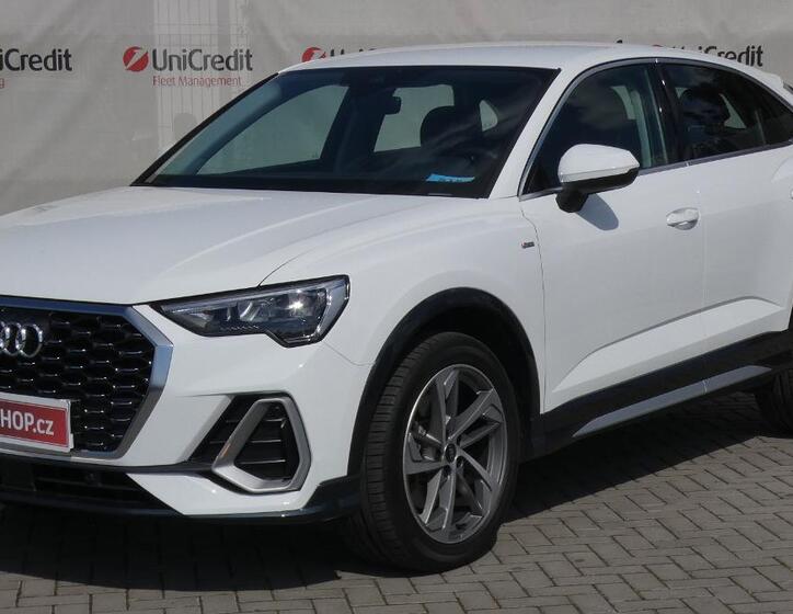 Audi Q3 1