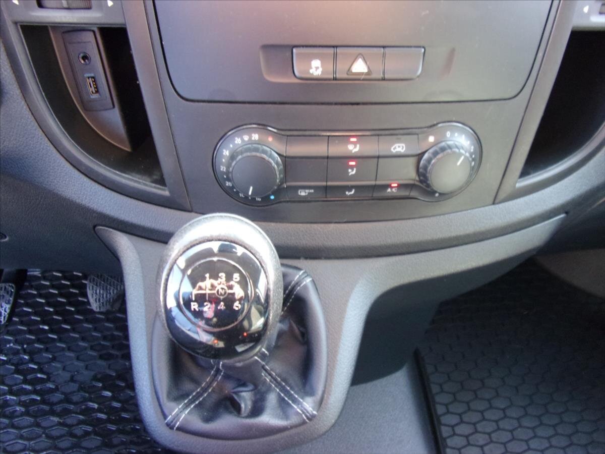 Mercedes-Benz Vito Kombi 2,1 l 120 kw