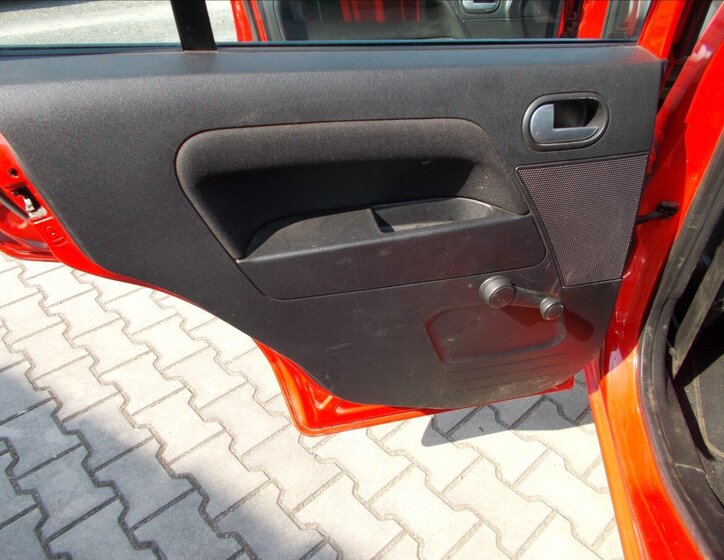 Ford Fusion Hatchback 1,6 l 66 kw