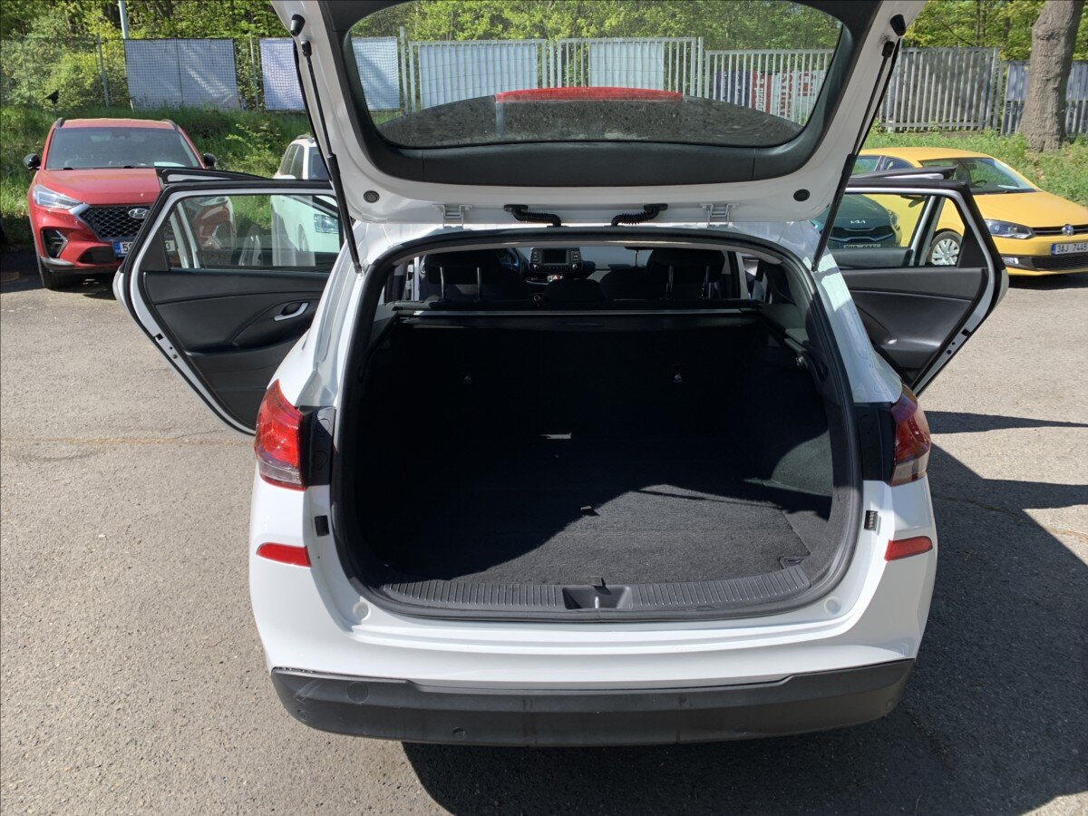 Hyundai i30 Kombi 1,6 l 81 kw