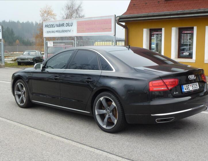 Audi A8 7
