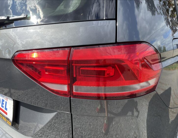 Volkswagen Touran MPV 2,0 l 110 kw