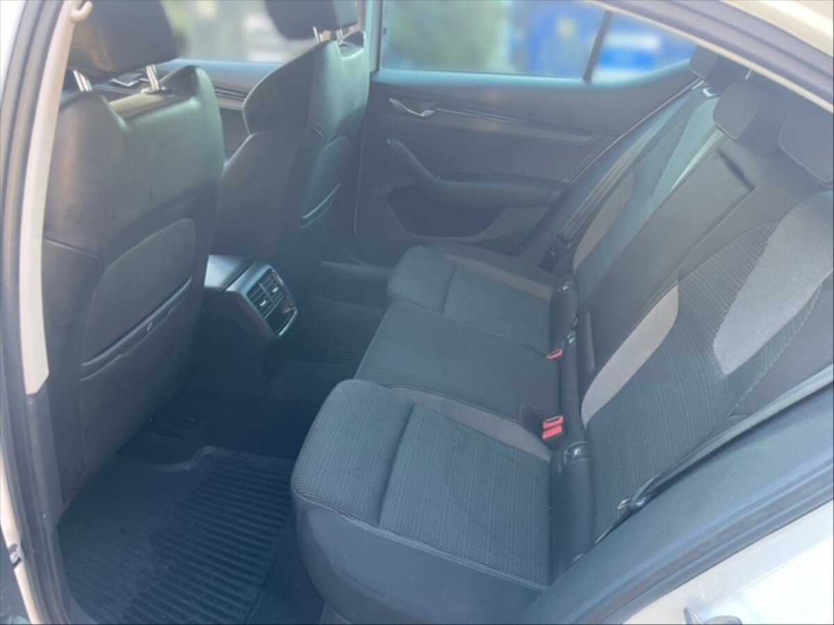 Škoda Octavia Liftback 1,5 l 110 kw