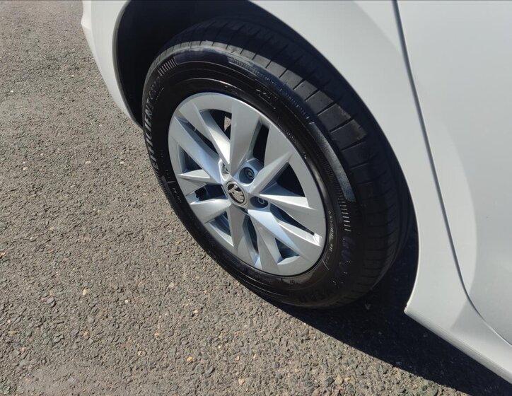 Škoda Fabia Hatchback 999,0 59 kw