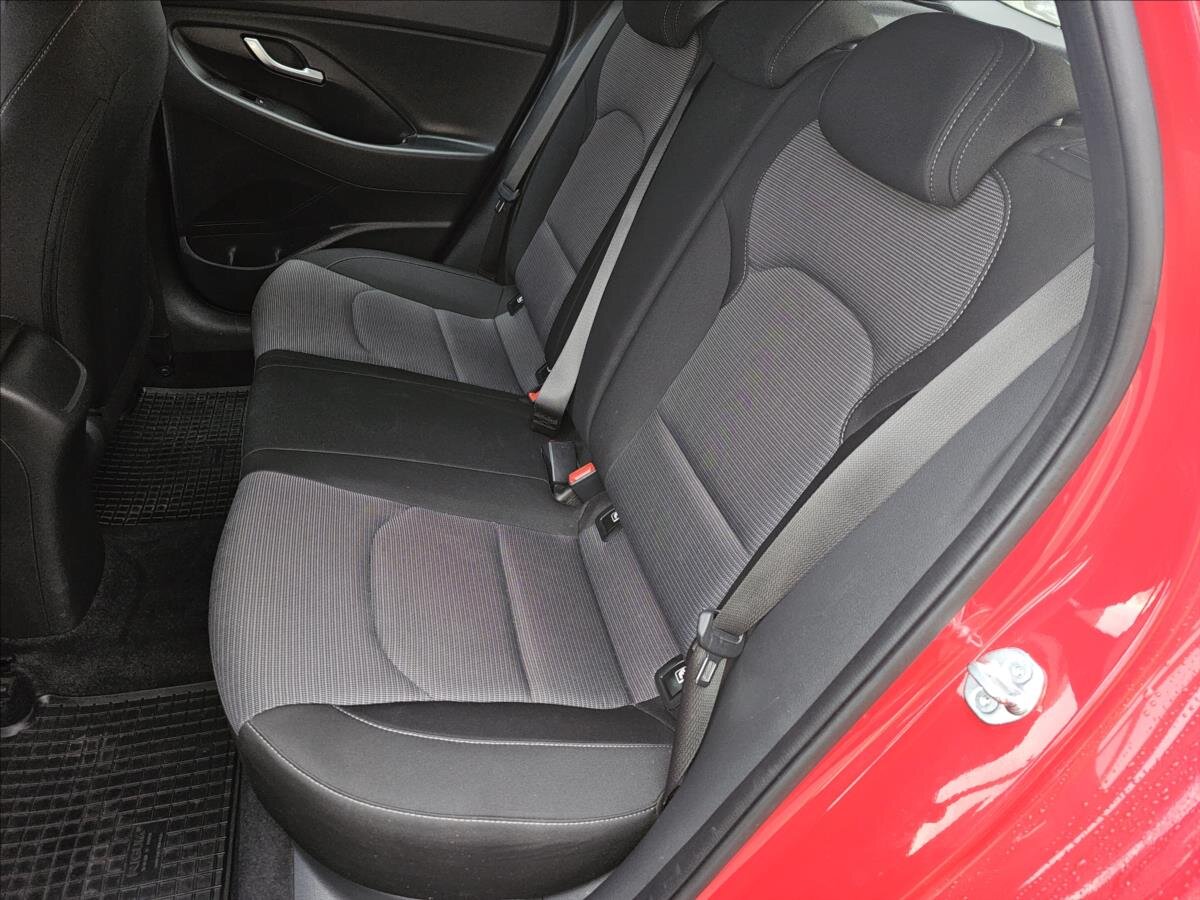 Hyundai i30 Hatchback 1,5 l 80 kw