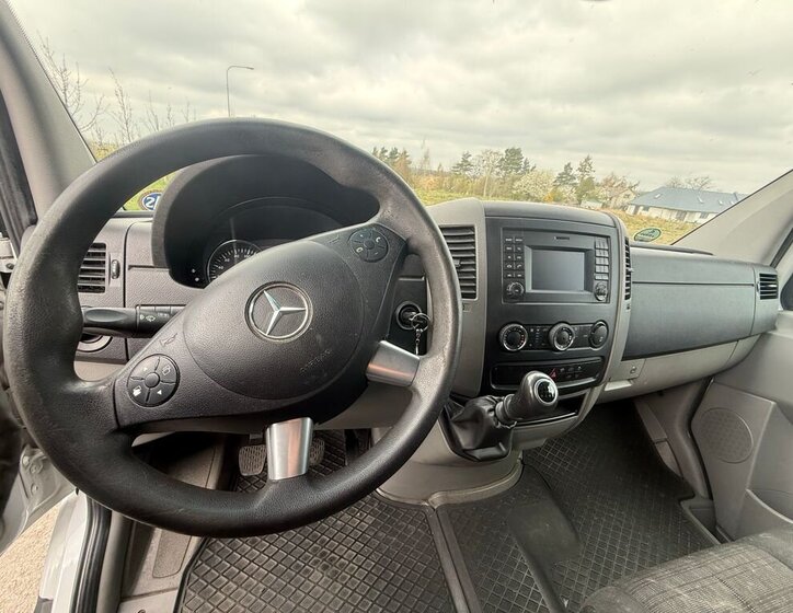 Mercedes-Benz Sprinter Skříň 3,0 l 140 kw