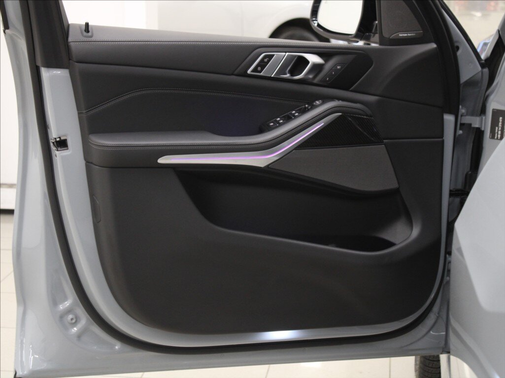 BMW X5 SUV / Terénní 3,0 l 210 kw