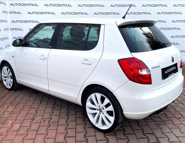 Škoda Fabia Hatchback 1,2 l 63 kw