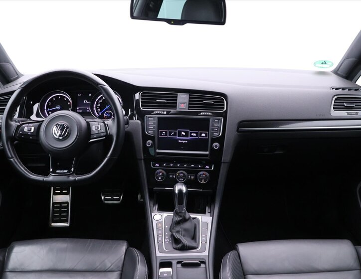 Volkswagen Golf Hatchback 2,0 l 221 kw