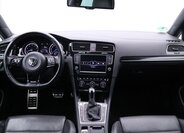 Volkswagen Golf Hatchback 2,0 l 221 kw