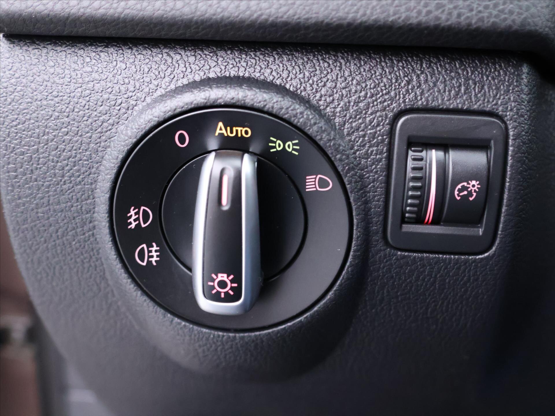 Volkswagen Tiguan SUV / Terénní 2,0 l 132 kw