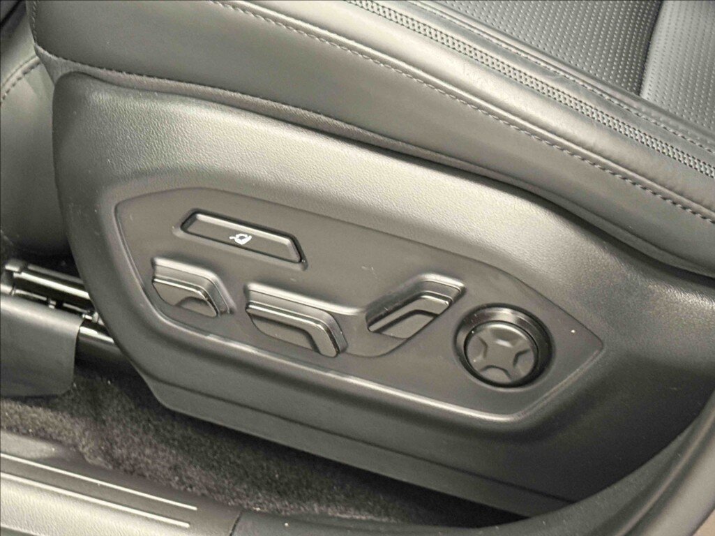 Hyundai Santa Fe SUV 1,6 l 117 kw