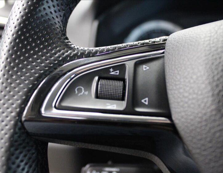 Škoda Karoq SUV / Terénní 1,5 l 110 kw