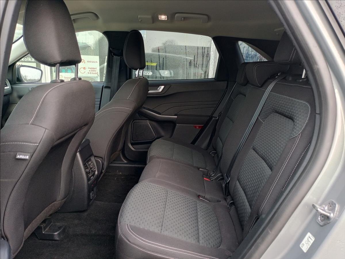 Ford Kuga SUV / Terénní 2,5 l 165 kw