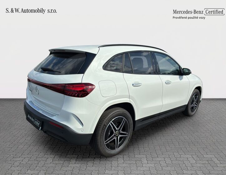 Mercedes-Benz EQA 8